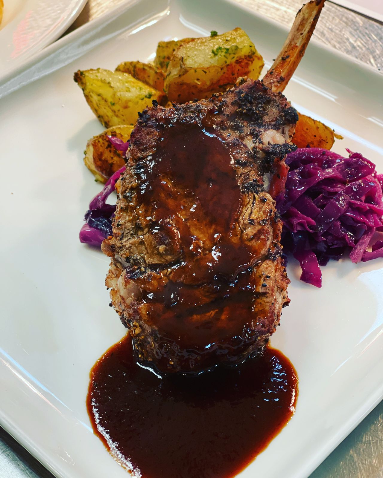 Grilled pork chop with red cabbage